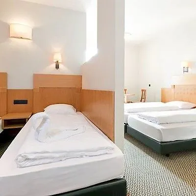 A&O Antwerpen Centraal Hotel Antwerp