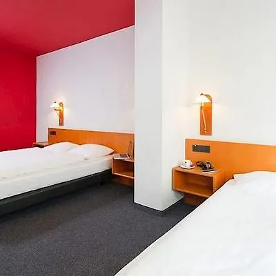 Hotel A&O Antwerpen Centraal